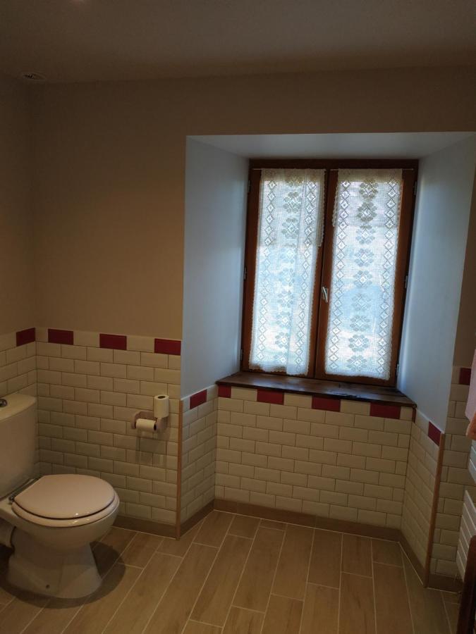 Auberge Paysanne Loubaresse  エクステリア 写真